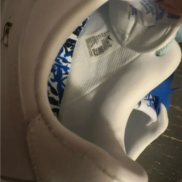 Nike Air Force 1 - Picture 2 of 3